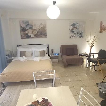 Lavrio Center - Thanasis' Studio ภายนอก รูปภาพ